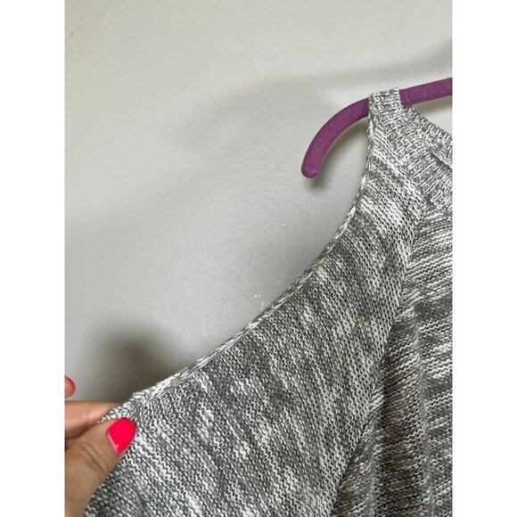 Torrid Sweater Women 14 Gray Pullover Cold Shoulder Neutral Minimalist Festive - Picture 8 of 13